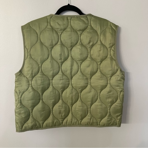 Talulah Women’s All Seasons Olive Quilted Zip Up Sleeveless Vest Size M GUC - Picture 9 of 9